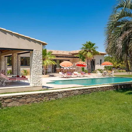 Utopia Villa *